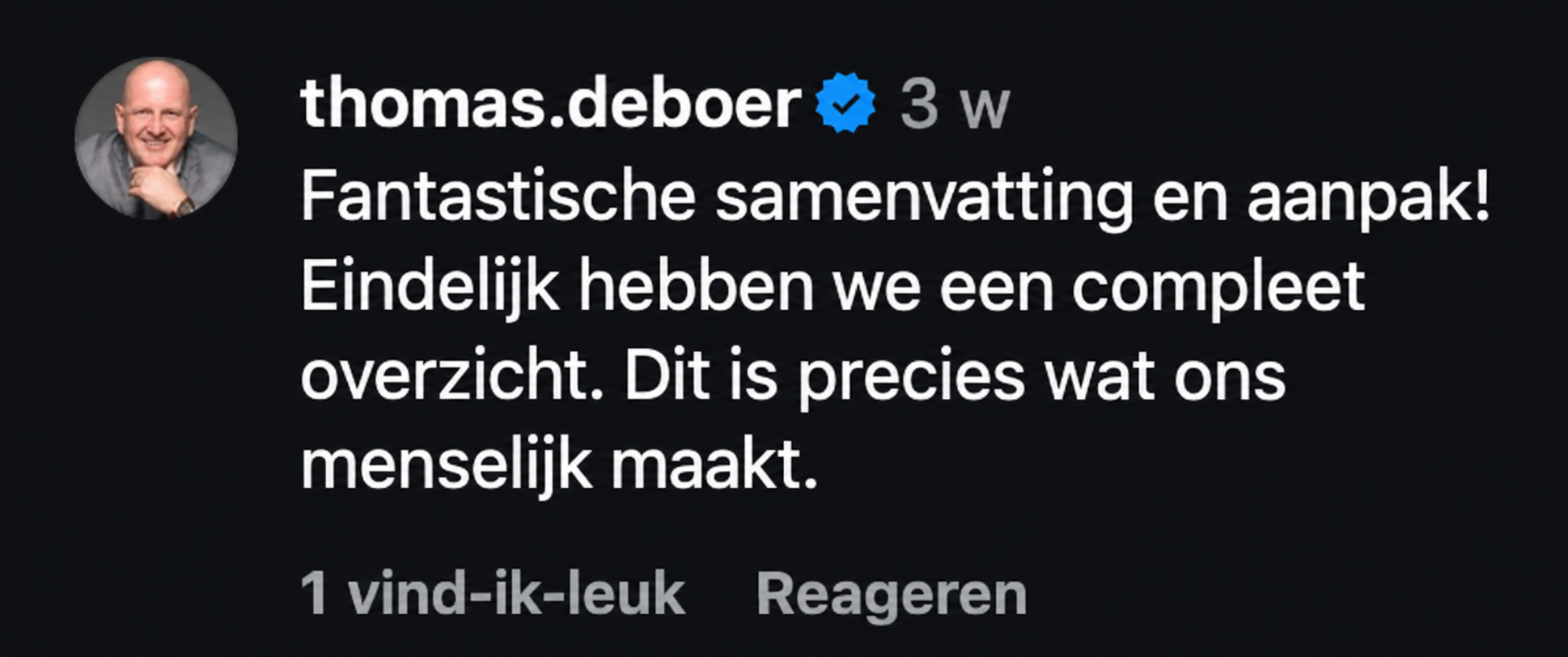 Nederlandstalige recensie van Thomas de Boer